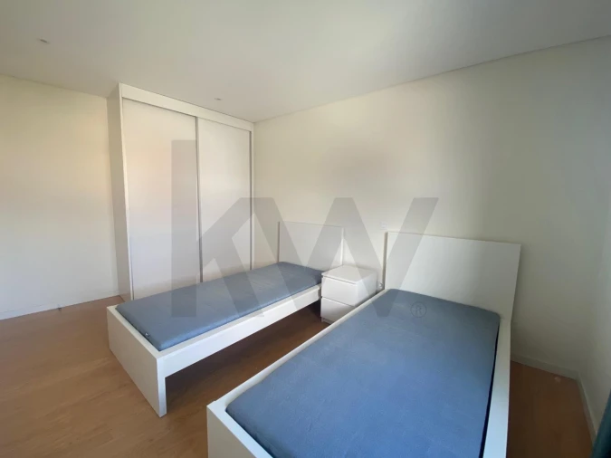 Apartamento T2 para Arrendamento em Ramalde Foto 19