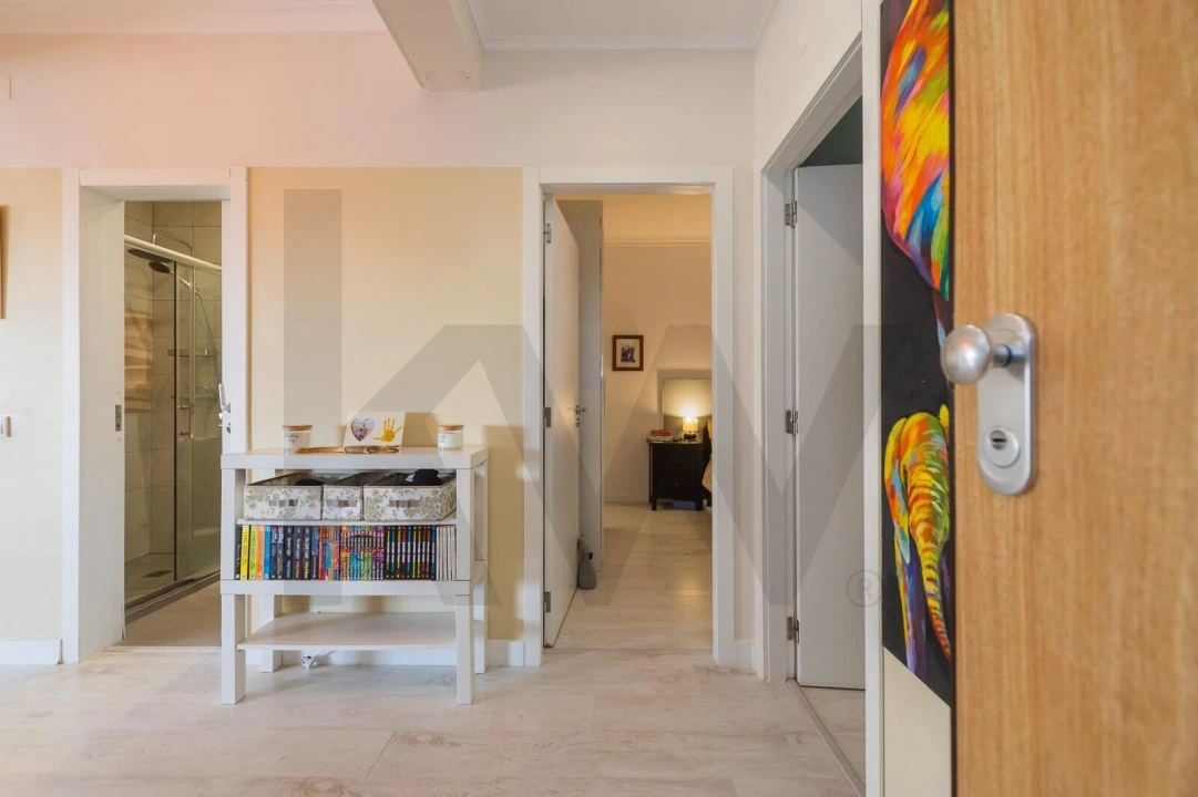 Apartamento T3 para Venda em Massamá e Monte Abraão Foto 18