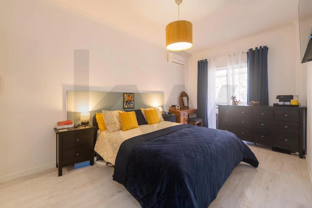 Apartamento T3 para Venda em Massamá e Monte Abraão Foto 28