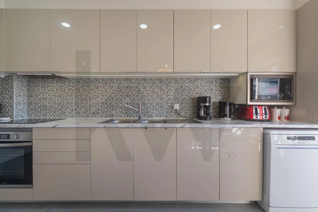 Apartamento T3 para Venda em Massamá e Monte Abraão Foto 15