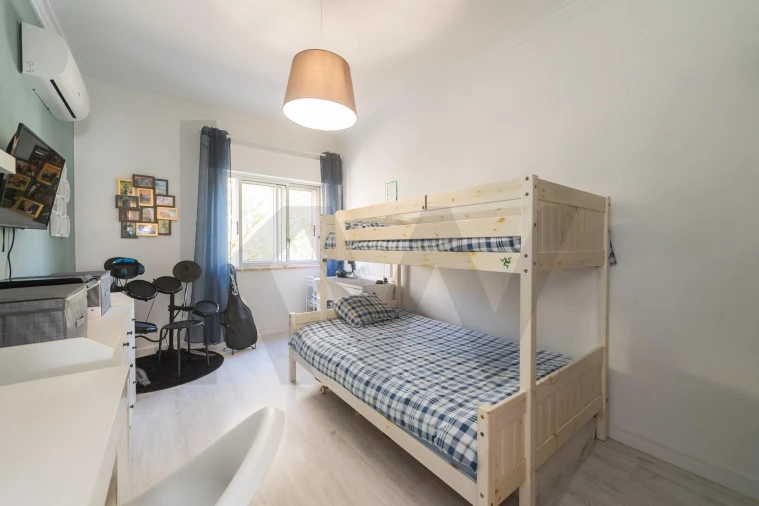 Apartamento T3 para Venda em Massamá e Monte Abraão Foto 36