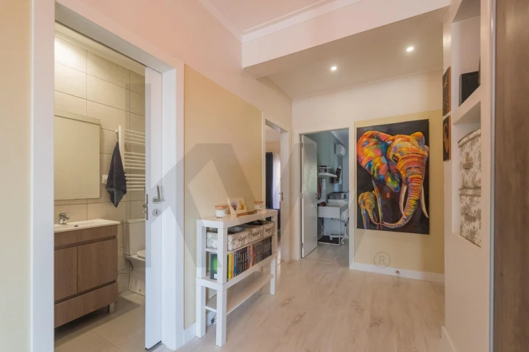 Apartamento T3 para Venda em Massamá e Monte Abraão Foto 26