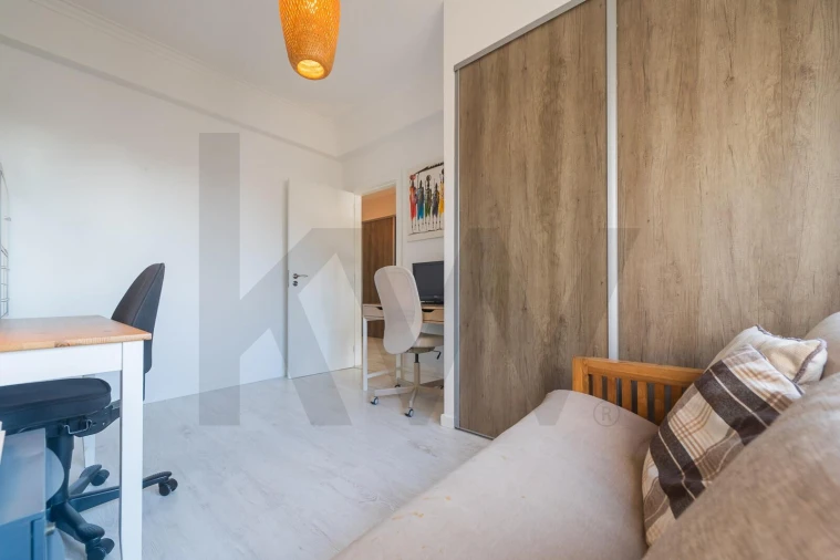 Apartamento T3 para Venda em Massamá e Monte Abraão Foto 23