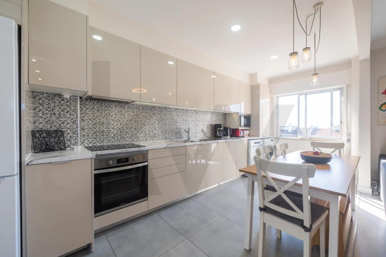 Apartamento T3 para Venda em Massamá e Monte Abraão Foto 11