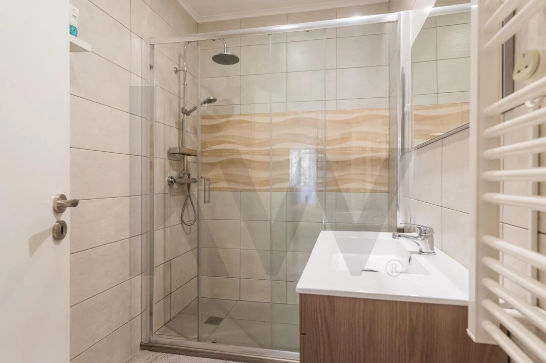 Apartamento T3 para Venda em Massamá e Monte Abraão Foto 33