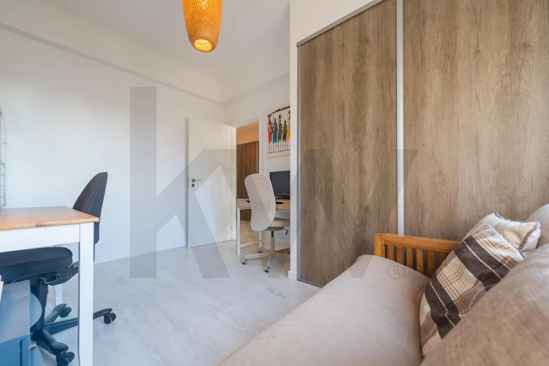 Apartamento T3 para Venda em Massamá e Monte Abraão Foto 23