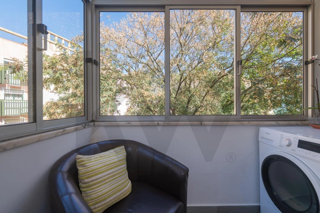 Apartamento T3 para Venda em Massamá e Monte Abraão Foto 32