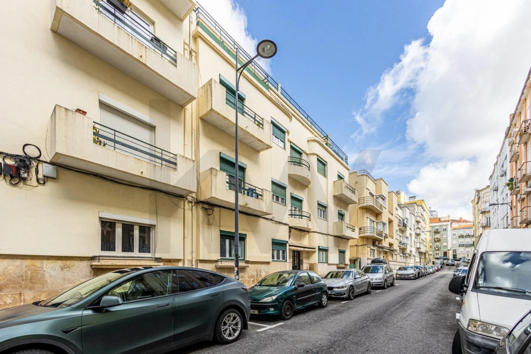 Apartamento T4 para Venda em Arroios Foto 4