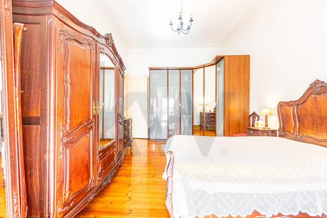 Apartamento T4 para Venda em Arroios Foto 12