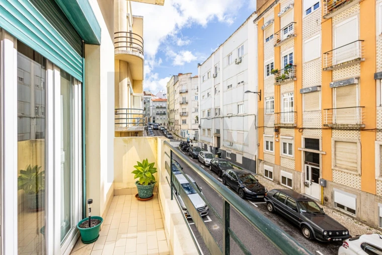Apartamento T4 para Venda em Arroios Foto 24