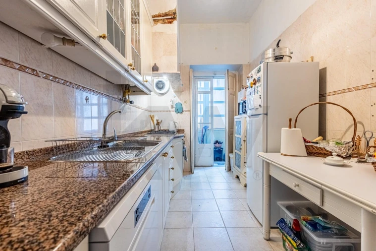 Apartamento T4 para Venda em Arroios Foto 9