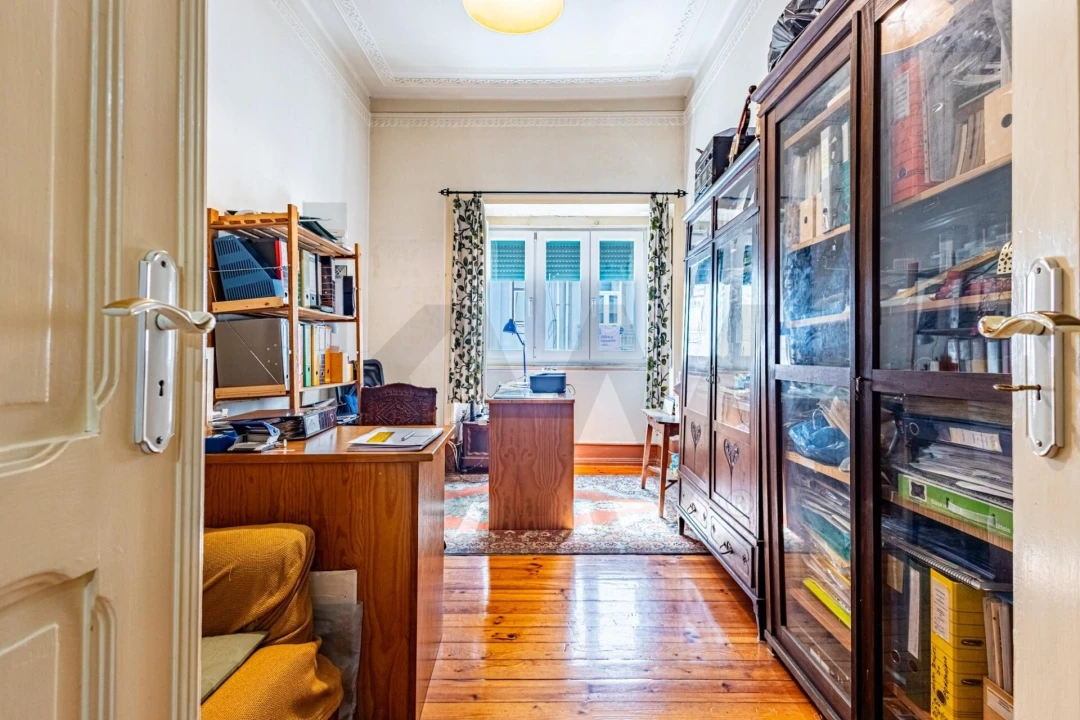 Apartamento T4 para Venda em Arroios Foto 8