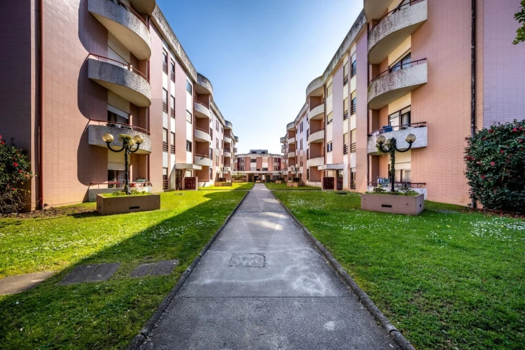 Apartamento T2 para Venda em Gulpilhares e Valadares Foto 4