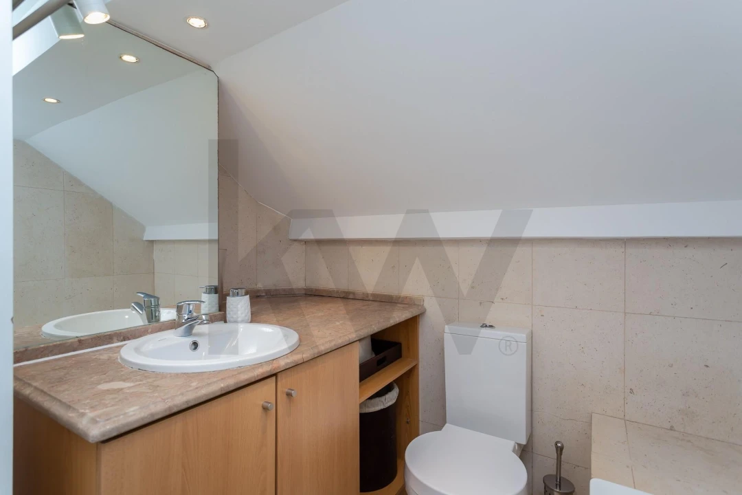 Apartamento T1 para Arrendamento em Estrela Foto 30