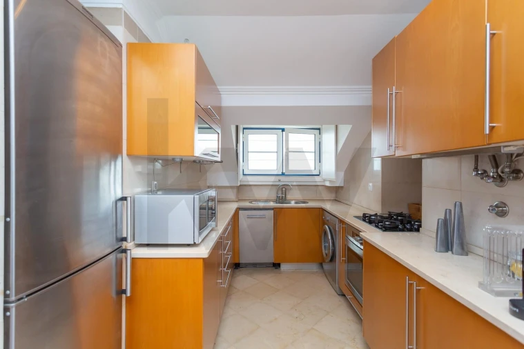 Apartamento T1 para Arrendamento em Estrela Foto 8