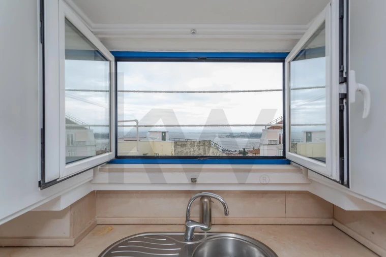 Apartamento T1 para Arrendamento em Estrela Foto 12