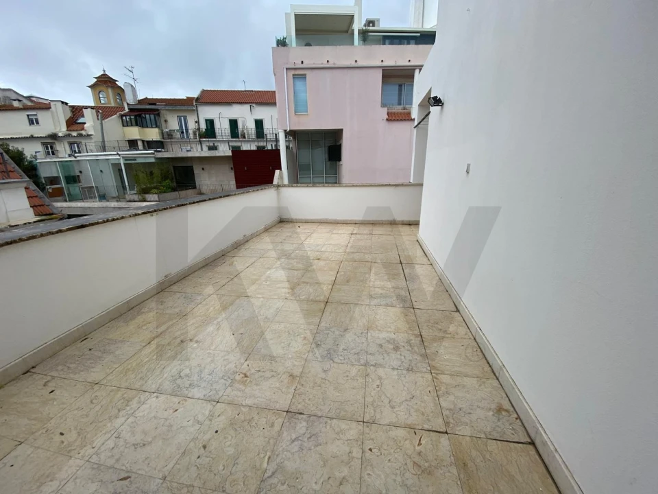 Apartamento T2 para Arrendamento em Estrela Foto 9