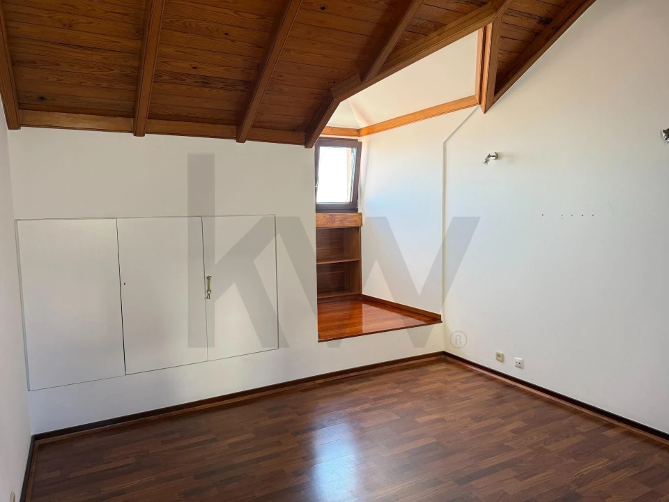 Apartamento T2 para Arrendamento em Estrela Foto 18