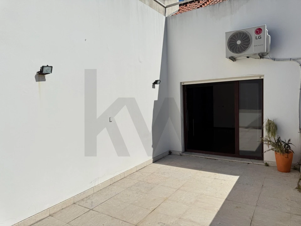 Apartamento T2 para Arrendamento em Estrela Foto 33