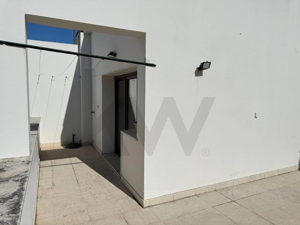 Apartamento T2 para Arrendamento em Estrela Foto 30