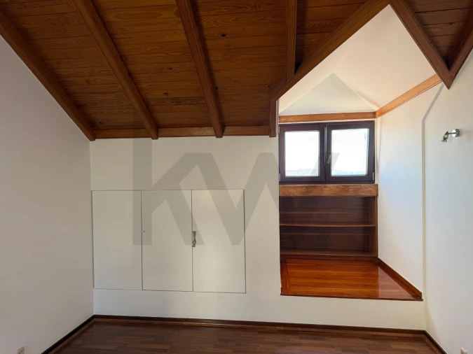 Apartamento T2 para Arrendamento em Estrela Foto 17