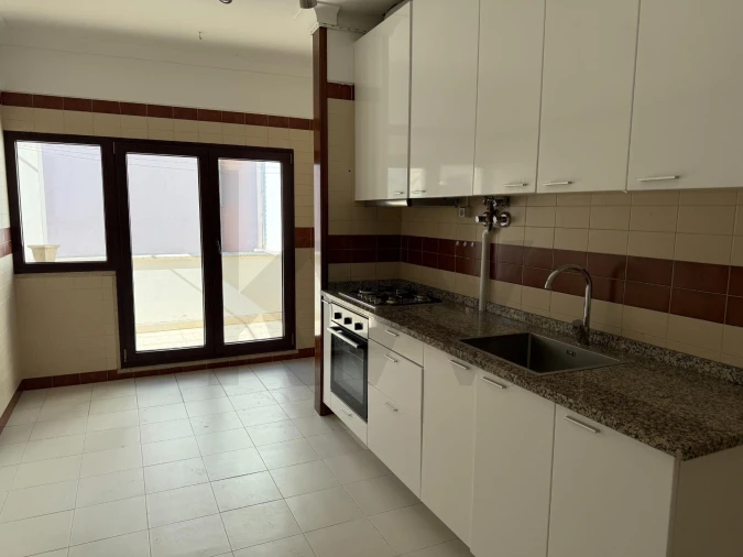 Apartamento T2 para Arrendamento em Estrela Foto 36