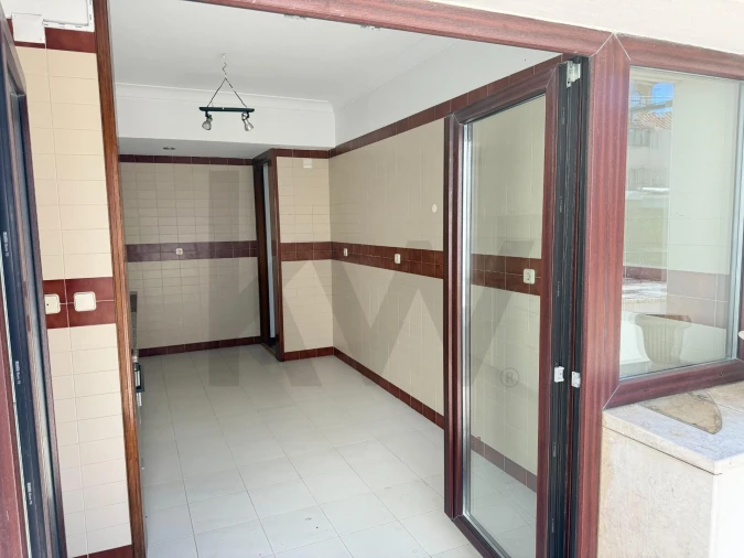 Apartamento T2 para Arrendamento em Estrela Foto 42