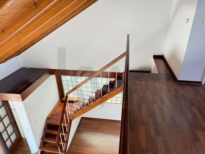 Apartamento T2 para Arrendamento em Estrela Foto 16