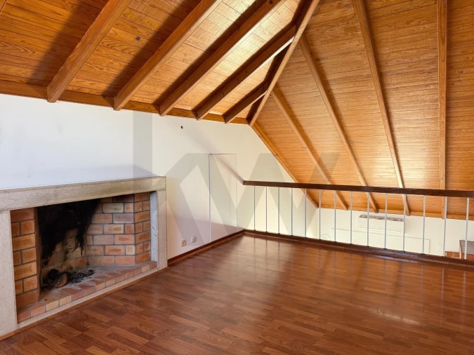 Apartamento T2 para Arrendamento em Estrela Foto 15