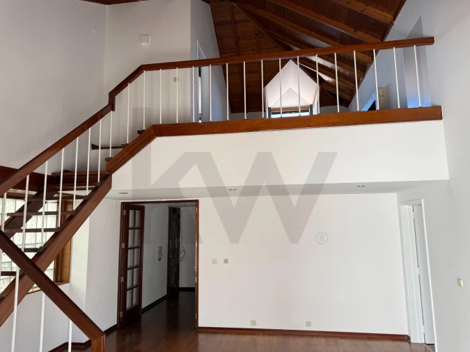 Apartamento T2 para Arrendamento em Estrela Foto 24