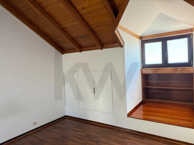 Apartamento T2 para Arrendamento em Estrela Foto 19