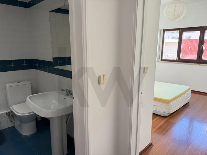 Apartamento T2 para Arrendamento em Estrela Foto 9