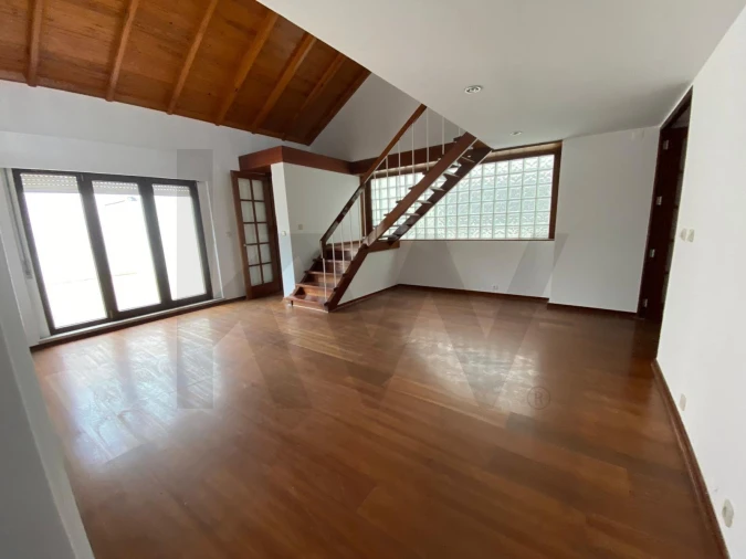 Apartamento T2 para Arrendamento em Estrela Foto 1