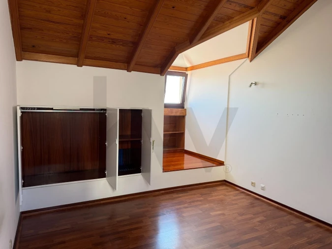 Apartamento T2 para Arrendamento em Estrela Foto 20