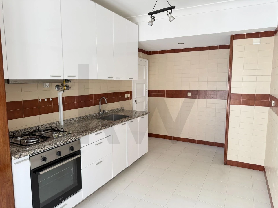 Apartamento T2 para Arrendamento em Estrela Foto 39