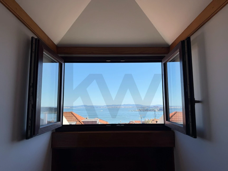 Apartamento T2 para Arrendamento em Estrela Foto 6