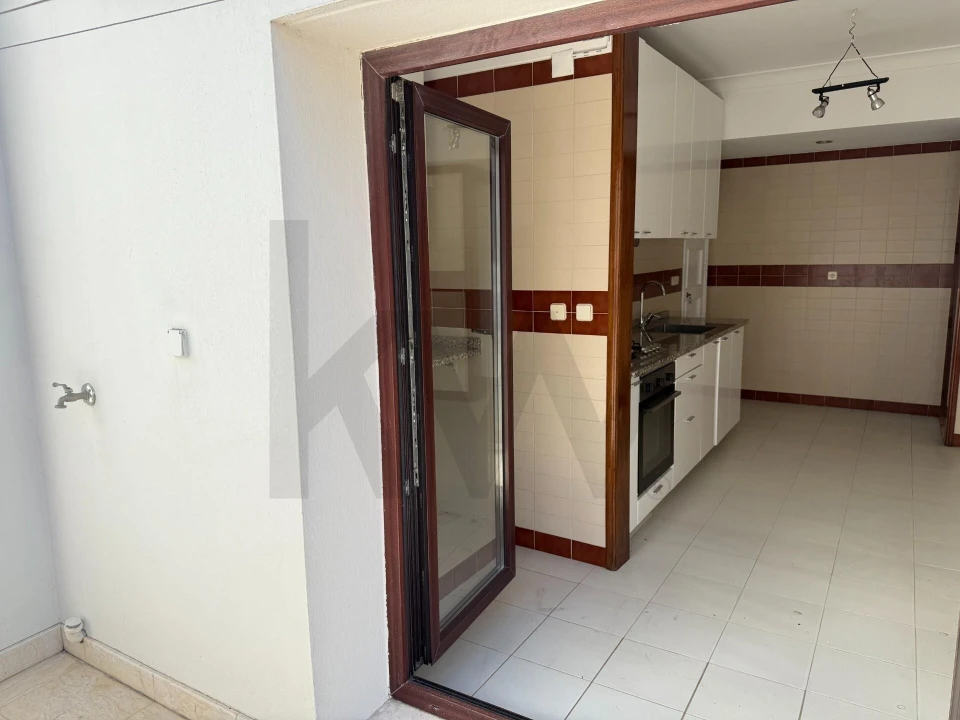 Apartamento T2 para Arrendamento em Estrela Foto 43
