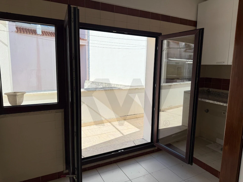 Apartamento T2 para Arrendamento em Estrela Foto 41