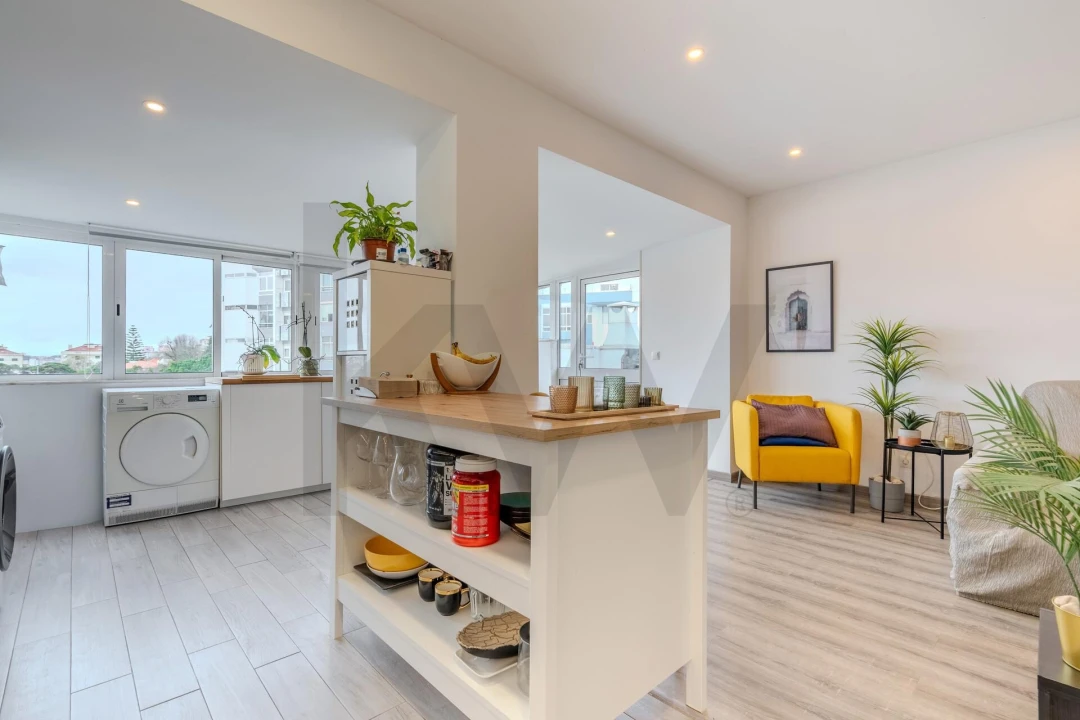 Apartamento T2 para Venda em Rio de Mouro Foto 8