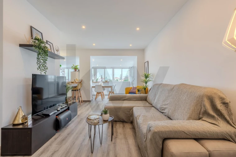 Apartamento T2 para Venda em Rio de Mouro Foto 21