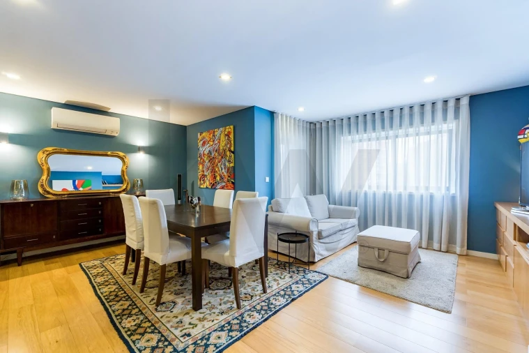 Apartamento T4 para Venda em Aldoar, Foz do Douro e Nevogilde Foto 3