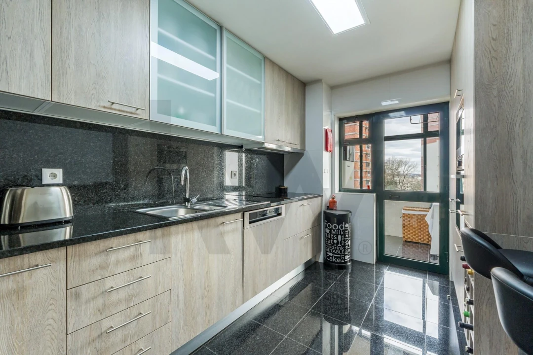 Apartamento T4 para Venda em Aldoar, Foz do Douro e Nevogilde Foto 17