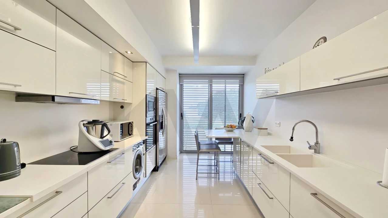 Moradia T4 para Venda em Santa Joana Foto 1