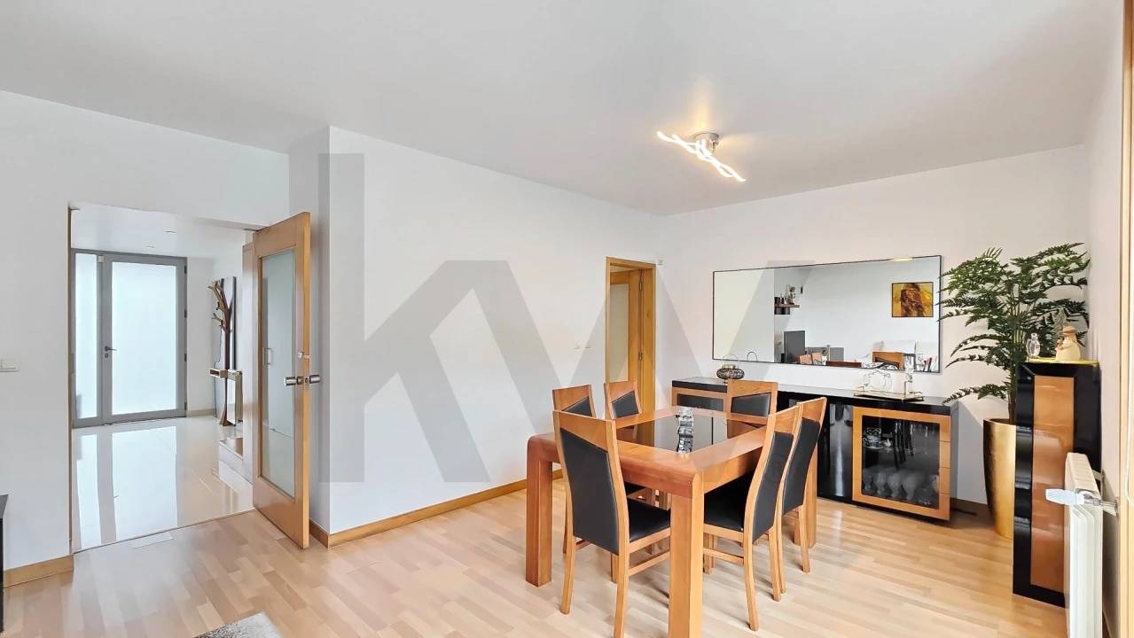 Moradia T4 para Venda em Santa Joana Foto 32