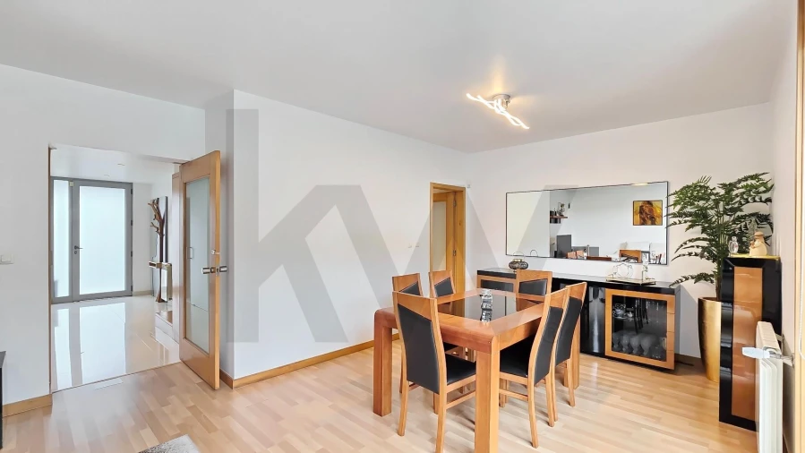 Moradia T4 para Venda em Santa Joana Foto 32