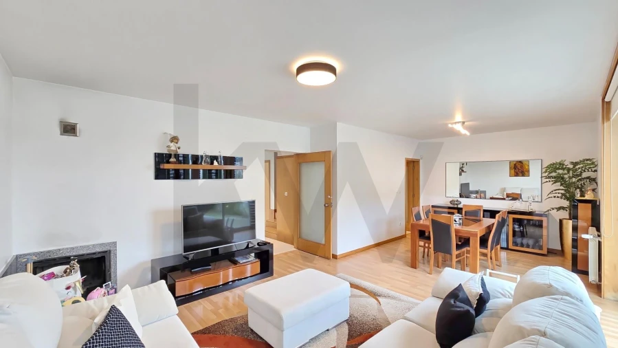 Moradia T4 para Venda em Santa Joana Foto 8