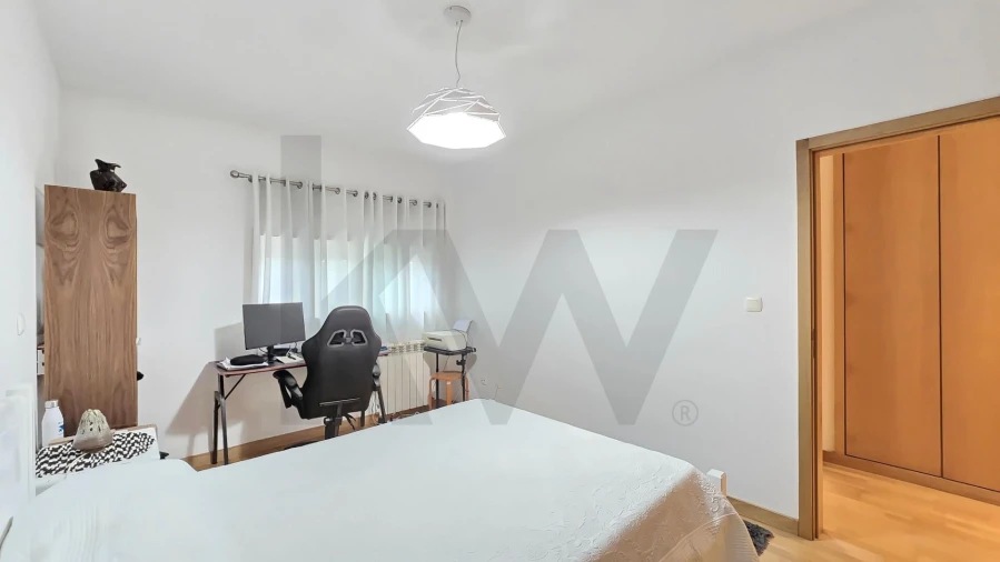 Moradia T4 para Venda em Santa Joana Foto 24