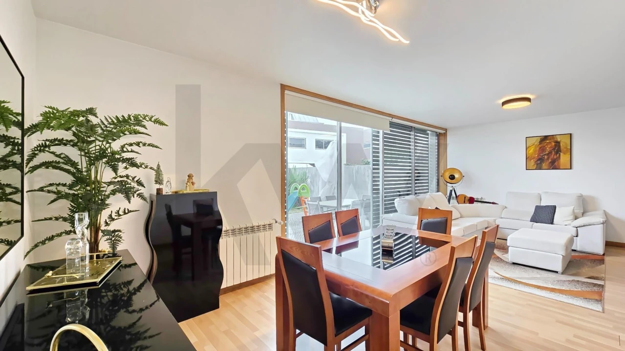 Moradia T4 para Venda em Santa Joana Foto 5