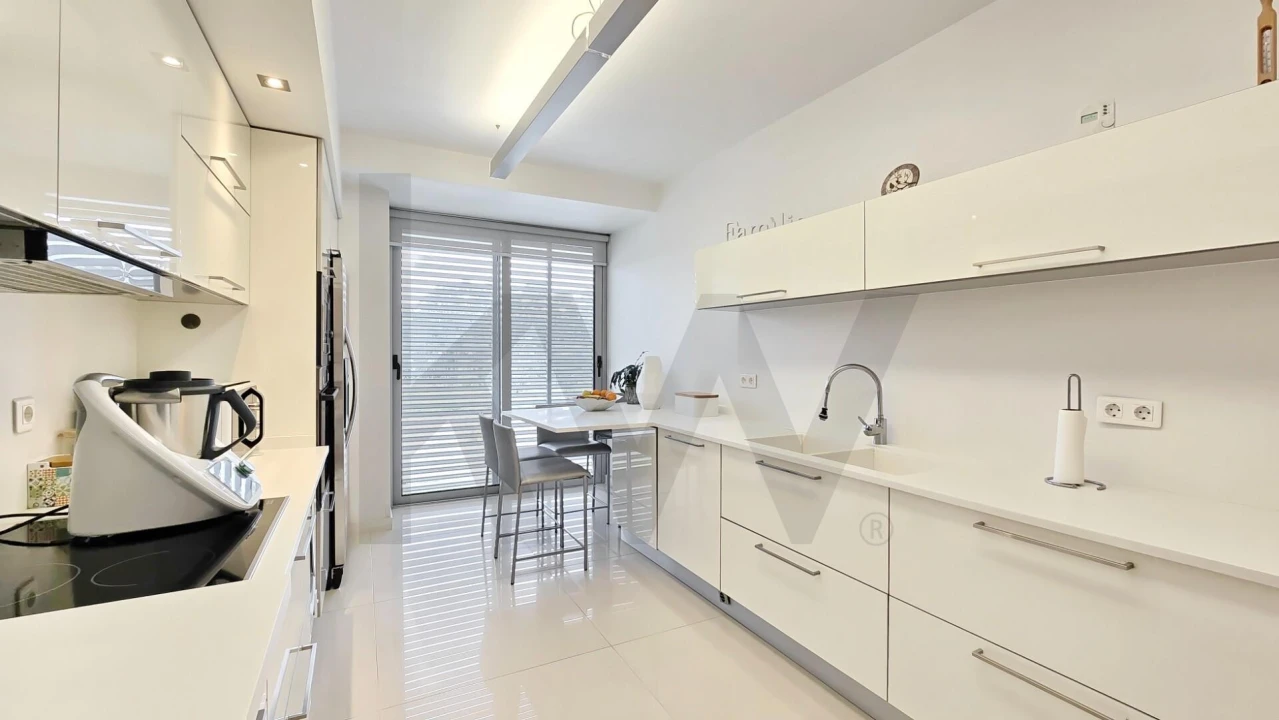 Moradia T4 para Venda em Santa Joana Foto 3