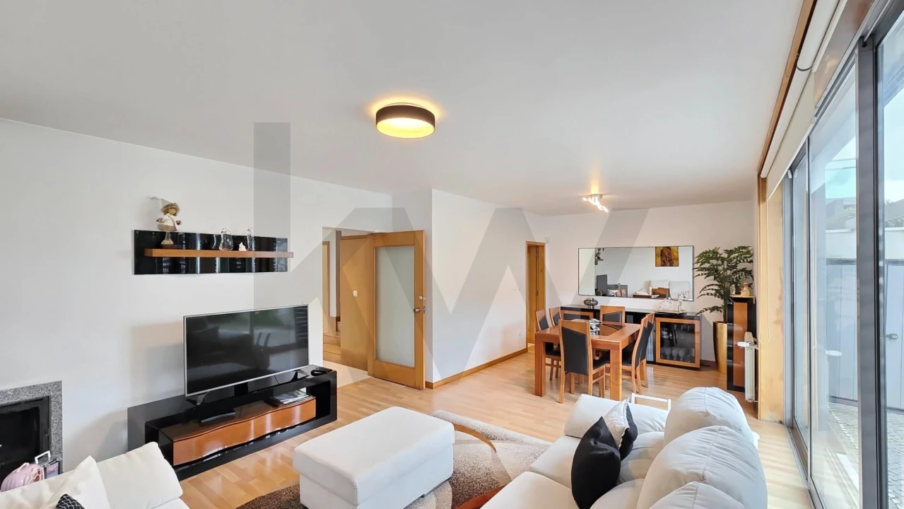 Moradia T4 para Venda em Santa Joana Foto 6